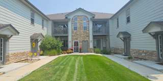 Spacious Second Floor Condo Gallery 1