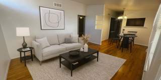 Charming 2 Bedroom, 1 Bathroom Duplex in Aurora Gallery 1
