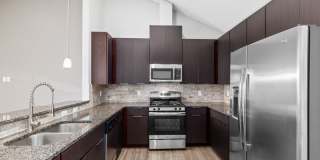 Encore Townhomes I Gallery 14