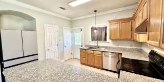 Spacious 3-Bedroom Home in Walker Gallery 1