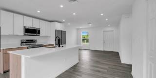 382 McArthur Boulevard Gallery 5