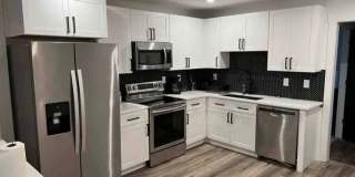 Room in 3 Bedroom Home at Welch St SW Gallery 6