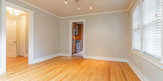 Beautifully remodeled campus home! Gallery 9