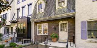 Refreshed 3BR 2.5 BA Rowhouse Near Georgetown University & Hospital Available Now Gallery 1