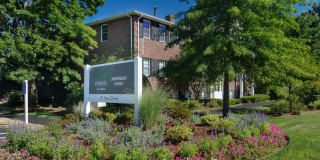 Eaves Peabody Gallery 33