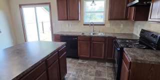 1230 W 43rd St S - 3 Bed, 2 Bath, 2 Car Garage - $1,295 Gallery 1