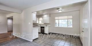 6565 S. Land Park Drive Gallery 22