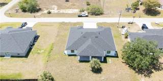 2404/2406 Crawford Avenue N Gallery 2