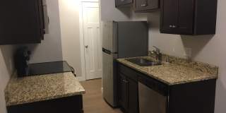 Modern Farwell Ave Apartments Gallery 3