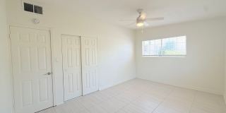 AVAILABLE NOW!! 3 BEDROOM 2 BATHROOM Home in Palm Desert! Gallery 17