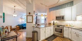 161 W Harrison Street Gallery 8