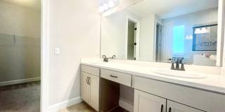 242 ORCHARD Lane Gallery 18