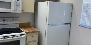 10425 NW 8th St Gallery 3