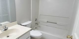 Your cozy modern condo awaits! Gallery 7