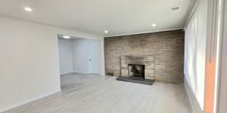 North Seattle/ Shoreline 2 Bedroom + Bonus Room 1BA House Gallery 3