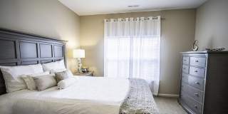 Vintage Creekwood Park Apartments Gallery 6