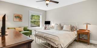 North Asheville 3-Bedroom Home with Fenced-In Yard Near Upcoming Taylor's Wave Gallery 25