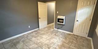 Newly Refreshed 1 bedroom 1 bathroom Duplex - $99 Move In Special Gallery 13