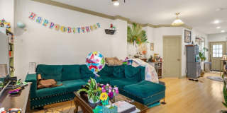 139 DAVIS Street Gallery 1