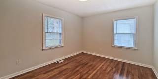 COMING SOON! Cutest 2/1 Bungalow in Hapeville - Housing Vouchers Accepted Gallery 15