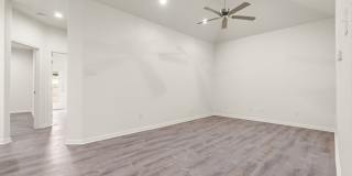 525 E Spring Valley Unit 201 Gallery 10