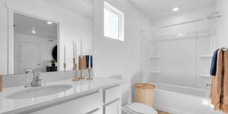 NEW TOWNHOME READY TO MOVE IN! Gallery 13