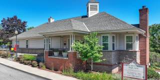 Crawford Square Gallery 22