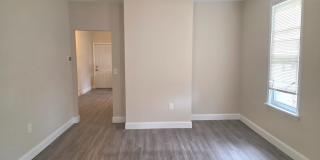 157 ROBERTSON Avenue Gallery 7