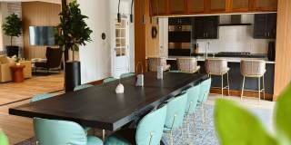 Sentral Old Town Gallery 16