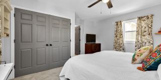 80 Hanford Street Gallery 26