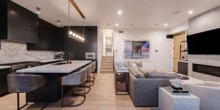 2200 The Strand Gallery 16