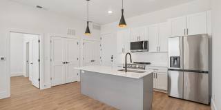 6418 Maple Gallery 23