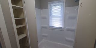 2 Bedroom Home with Detached Garage! 2 Bedroom Home with Detached Garage! Gallery 21