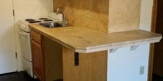 Studio Available Now! ~Blocks from the Capitol Square~ Gallery 35