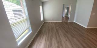 4 Bedroom 3 Bath home in Sandy Ridge subdivision, in Davenport for RENT! Gallery 5