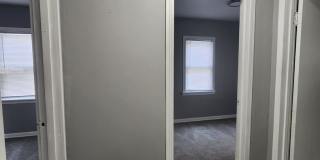 One Level VERY updated Home with (1) Car Garage! Gallery 8