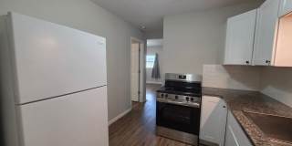 454 Kling Street Gallery 11
