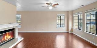 Lovely Upgraded 2-story Townhouse w/ Attached Garage, Guest Bathroom and Fireplace! Gallery 7