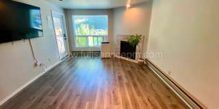 Spacious, Modern Northgate Condo w/ Quartz Kitchen, Secure Parking, Pool & Light Rail Access Gallery 15