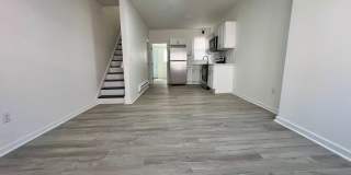 Stunning 3-Bedroom Townhome in Point Breeze! Available NOW! Gallery 4