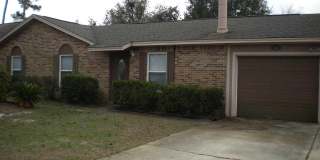 3255 Maplewood Dr Gallery 1