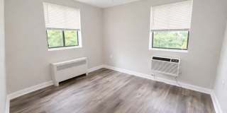 2026 Move-In Special – $500 LEASE SIGNING BONUS!! Top-Floor 2-Bedroom Condo in Southwest DC – Remodeled & Move-In Ready!! Gallery 11