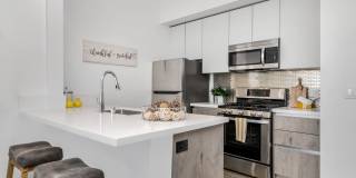 Townhomes and Studios in Culver City w/ Parking & Private Rooftop Deck! Gallery 4