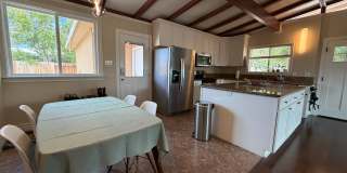 Cute 3 bedroom house in Gallery 4