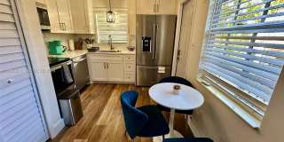 1710 NE 5th Ct Gallery 16