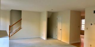Beautiful 3 Bedroom Townhome In Bloomfield/Shadyside.  Ideal Location.  Available Late August. Gallery 7