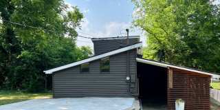ADORABLE CONTEMPORARY 2 BEDROOM IN THE HEART OF WEST HILLS!!! Gallery 1