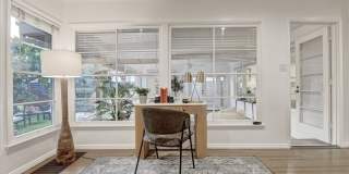 852 11th St Gallery 30