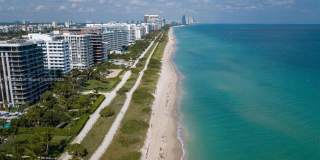 8877 Collins Ave Gallery 16