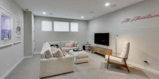 1632 W Ohio Street Gallery 23